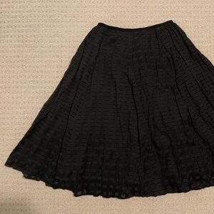 Black Tracy Reese size 4 Voluminous Midi Skirt